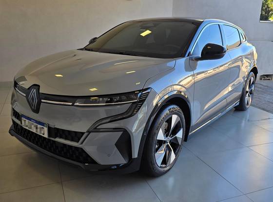 RENAULT MEGANE 60 KW ELÉTRICO E-TECH EV60 RENAULT MEGANE 60 KW ELÉTRICO E-TECH EV60